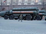 S-400 Vs S-500... डील की तैयारी, जानिए रूस का नया 'कवच' कितना भारी S-400 Vs S-500... डील की तैयारी, जानिए रूस का नया 'कवच' कितना भारी