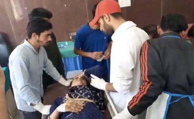 9 J&K Girl Students Among 11 On Way To Picnic Die As Bus Falls Into Gorge
