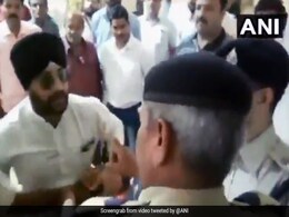 Madhya Pradesh Congress Leader Caught On Camera Misbehaving With Cops Madhya Pradesh Congress Leader Caught On Camera Misbehaving With Cops