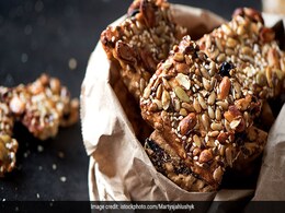 Watch: Nutritious Gluten-Free Flaxseed Barfi Recipe For Your Post-Workout Cravings Watch: Nutritious Gluten-Free Flaxseed Barfi Recipe For Your Post-Workout Cravings