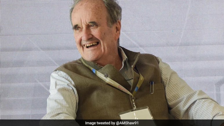 Journalist And Author Mark Tully Dies At 90