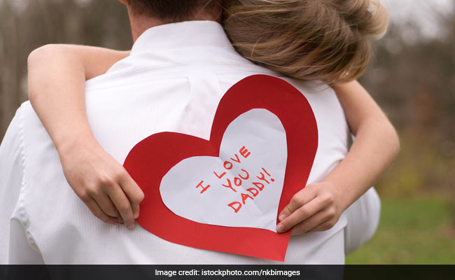 Happy Father's Day 2019: "Dads Are Best". Here's How You Can Convey It