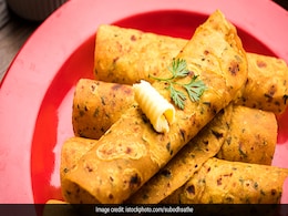 Healthy Tiffin Ideas: Pack This Healthy And Light Flatbread For Your Next Travel Plan Healthy Tiffin Ideas: Pack This Healthy And Light Flatbread For Your Next Travel Plan