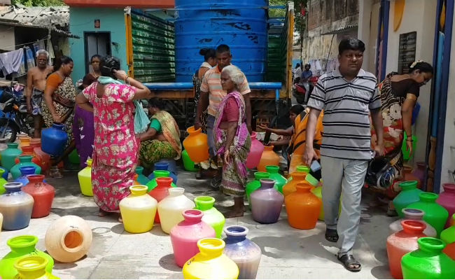 Tamil Nadu Minister Slams "Politicising" Of Chennai Water Crisis