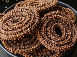 How To Make Butter Murukku For A Delicious Tea-Time Snack