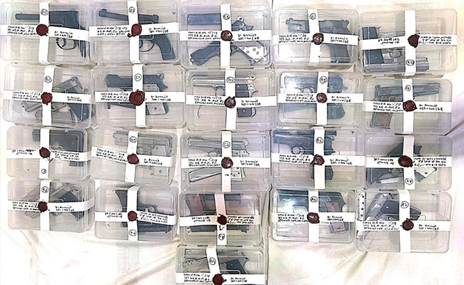 दिल्ली पुलिस की स्पेशल सेल ने अवैध हथियार सप्लाई करने वाले एक बड़े गैंग को पकड़ा