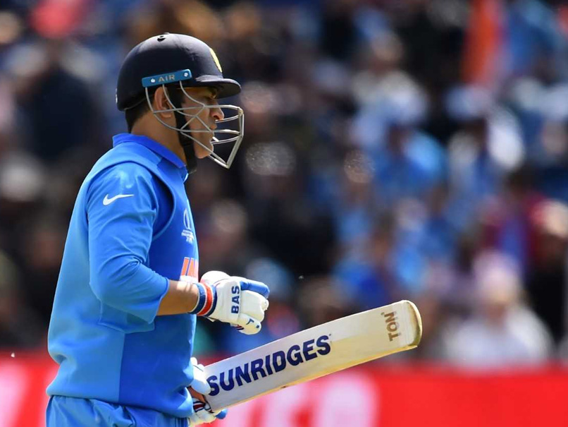 World Cup:  माइकल हसी की दोटूक, 'धोनी के खेल की कमजोरियां ऑस्‍ट्रेलिया टीम के साथ शेयर नहीं करूंगा"