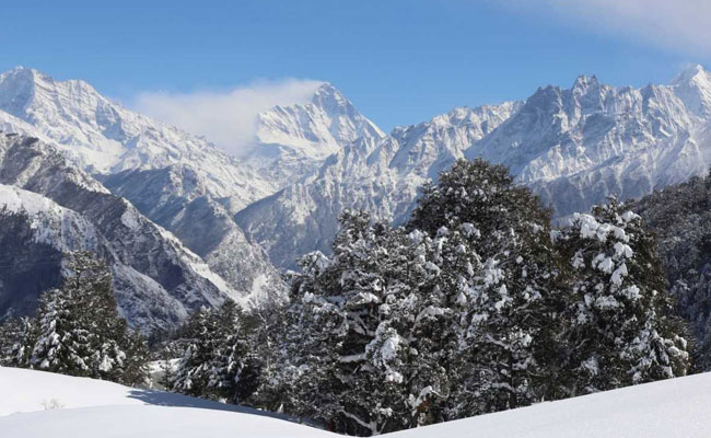 Mountaineers' Team On Way To Pindari Glacier To Retrieve Climbers' Bodies