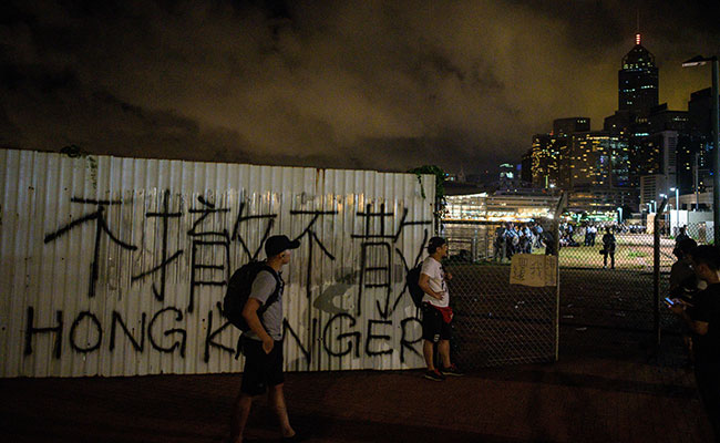 Chinese Military Gets Hong Kong Harbour Dock, Despite Tensions