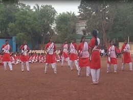 दुर्गा वाहिनी की बंदूक-तलवार ट्रेनिंग पर VHP ने पुलिस को कठघरे में खड़ा किया दुर्गा वाहिनी की बंदूक-तलवार ट्रेनिंग पर VHP ने पुलिस को कठघरे में खड़ा किया