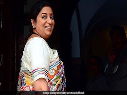 "Send Me A Hug," Said Smriti Irani. Here's How She Got One "Send Me A Hug," Said Smriti Irani. Here's How She Got One