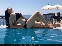 If You Are Karisma Kapoor, 45 Looks Like This. See Pic If You Are Karisma Kapoor, 45 Looks Like This. See Pic