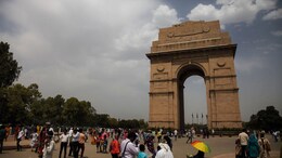 Delhi Air Quality Moderate, Weather Office Predicts Rain With Thunderstorms