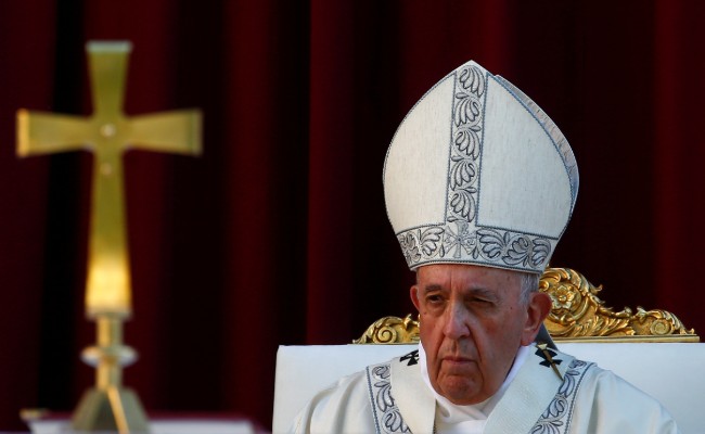 Pope Expresses "Immense Sadness" At Photo Of Drowned Migrants In Rio Grande