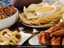 6 Diwali Snacks That You Can Cook In 15 Minutes