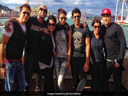 How Anil Kapoor, Farhan And Zoya Akhtar Marked 4 Years Of <i>Dil Dhadakne Do</i> How Anil Kapoor, Farhan And Zoya Akhtar Marked 4 Years Of <i>Dil Dhadakne Do</i>