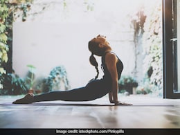 सेहत और मेंटल हेल्थ के लिए फायदेमंद है सूर्य नमस्कार, रोजाना करने से मिलेंगे ये 5 जबरदस्त स्वास्थ्य लाभ सेहत और मेंटल हेल्थ के लिए फायदेमंद है सूर्य नमस्कार, रोजाना करने से मिलेंगे ये 5 जबरदस्त स्वास्थ्य लाभ