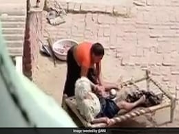 हरियाणा में 80 साल की सास की पिटाई करते बहू का VIDEO वायरल, मुख्यमंत्री ने Twitter पर दिया यह रिएक्शन हरियाणा में 80 साल की सास की पिटाई करते बहू का VIDEO वायरल, मुख्यमंत्री ने Twitter पर दिया यह रिएक्शन