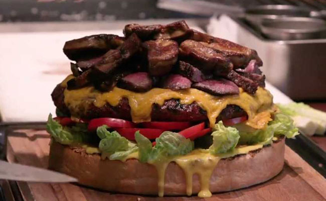 This Japanese Burger Costs $1,000 - Here's What It Tastes Like