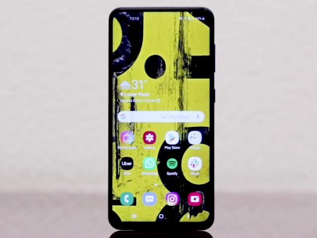 Samsung Galaxy M40 Review -Best Smartphone Under Rs. 20,000?