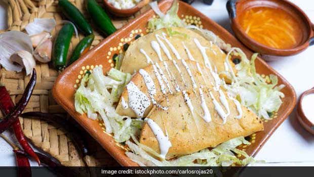 Watch: Make Taco Samosa At Home When Mid-Day Craving Strikes