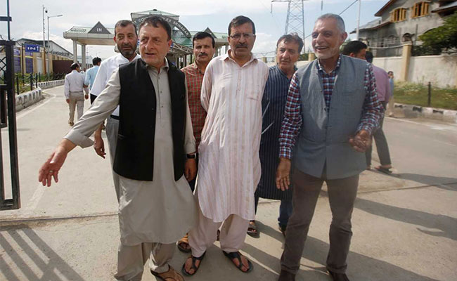 Journalist Arrested In Midnight Raid For 3 Decade Old Terror Case In J&K