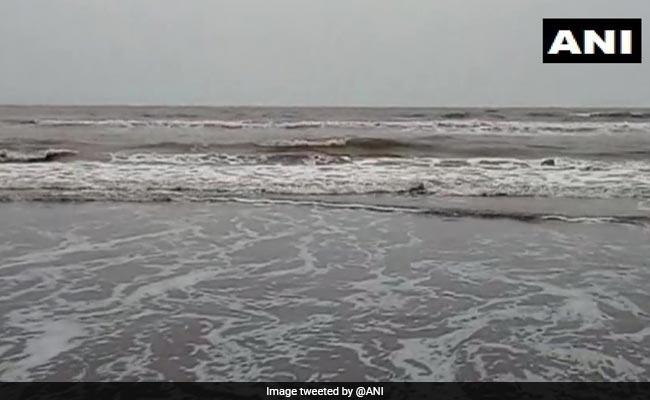 2 Brothers Went For Bath At Andhra Beach, One Missing