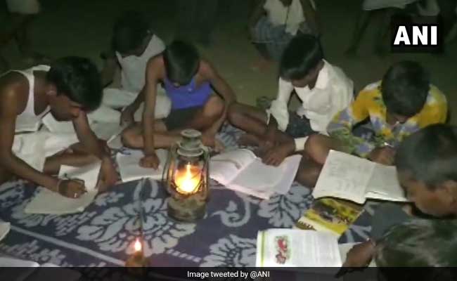 This Chhattisgarh Village Has Not Seen Power Since India's Independence