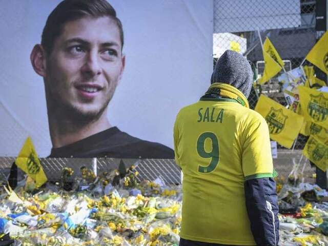 Pilot David Henderson Arrested On Footballer Emiliano Salas Death Pilot David Henderson Arrested On Footballer Emiliano Salas Death
