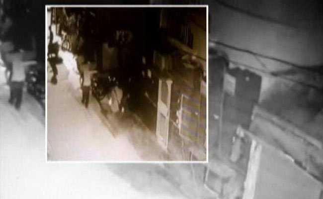 Couple Arrested For South Delhi Triple Murder, Both Seen On CCTV