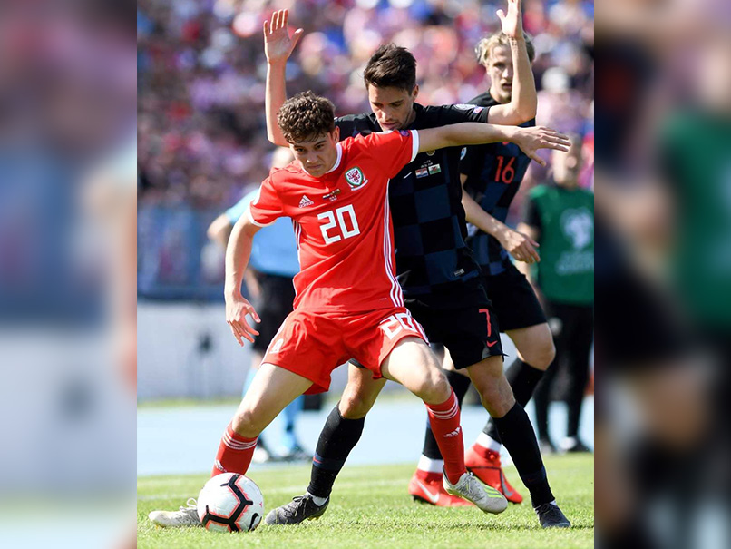 Manchester United Complete Signing Of Wales Winger Daniel James