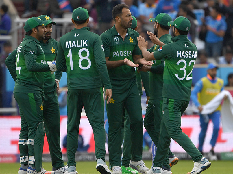 PCB Denies Rumours Of Players Violating Curfew