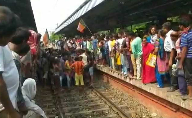 "<i>Jai Shri Ram</i>" Slogans In Bengal Again, Crowd Heckles Trinamool Ministers