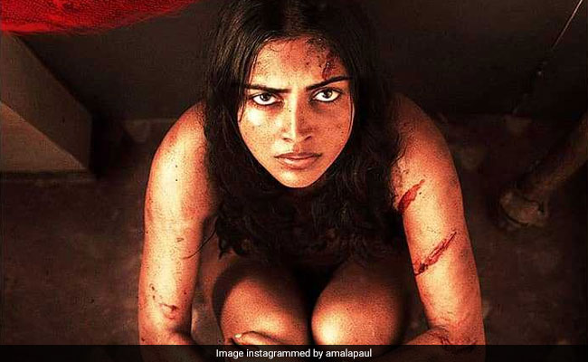 Amala Paul's <i>Aadai</i> Teaser Goes Viral, Gets A Big Shout Out From Samantha Ruth Prabhu
