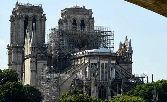 Young, Pregnant Urged To Take Blood Tests For Lead After Notre-Dame Fire