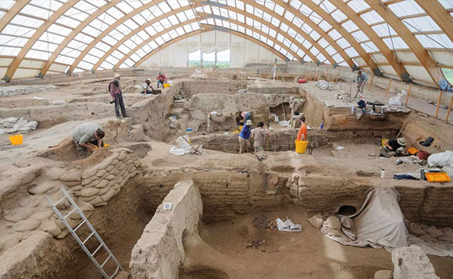 Prehistoric Settlement In Turkey Bears Telltale Signs Of Modern Woes