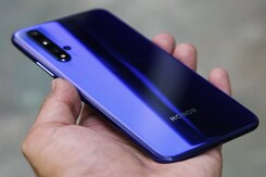 Honor 20 Review - The Best Budget Flagship Smartphone Right Now? Honor 20 Review - The Best Budget Flagship Smartphone Right Now?