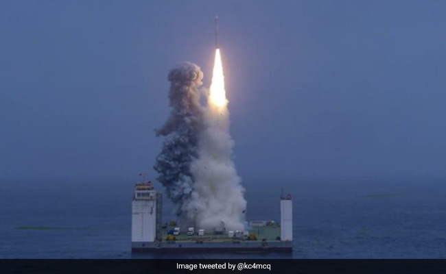 समुद्र से अंतरिक्ष में रॉकेट छोड़ने वाला पहला देश बना चीन, Video हुई वायरल