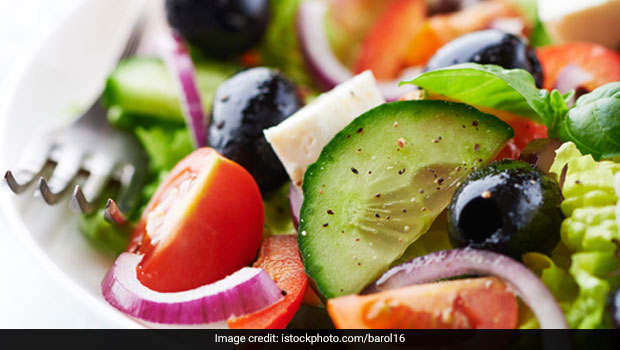 Weight Loss: This Fibre-Rich Summer Salad Will Keep You Full For Hours