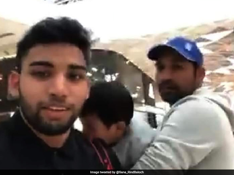 Watch: Man Apologises To Sarfaraz Ahmed After Fat-Shaming Him In UK Mall