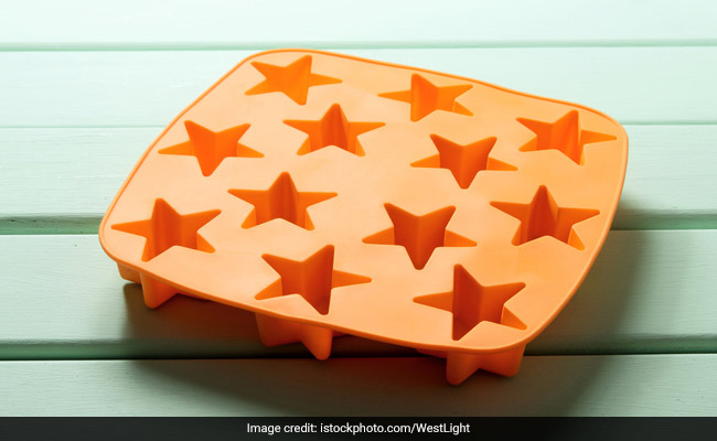 7 Cool Ice Trays To Add Fun To Your Summer Drinks