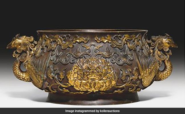 Family Used 17th Century Bowl, Worth $4.9 Million, To Keep Tennis Balls