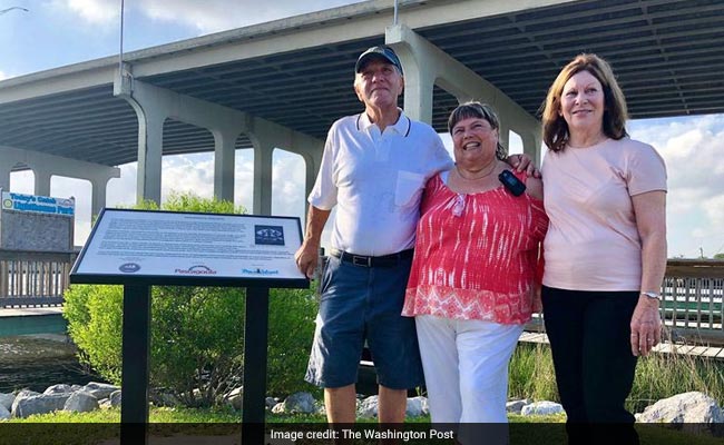 "I Floated Inside": Man Returns To Site Of UFO 'Abduction'