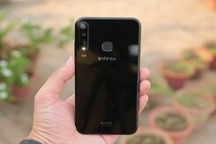 Best Phones Under Rs. 8,000 Right Now Best Phones Under Rs. 8,000 Right Now