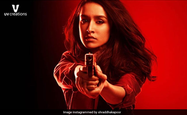 Saaho Poster Release: श्रद्धा कपूर के खास अंदाज ने फैंस में बढ़ाई एक्साइटमेंट, 'साहो' का फर्स्ट लुक रिलीज