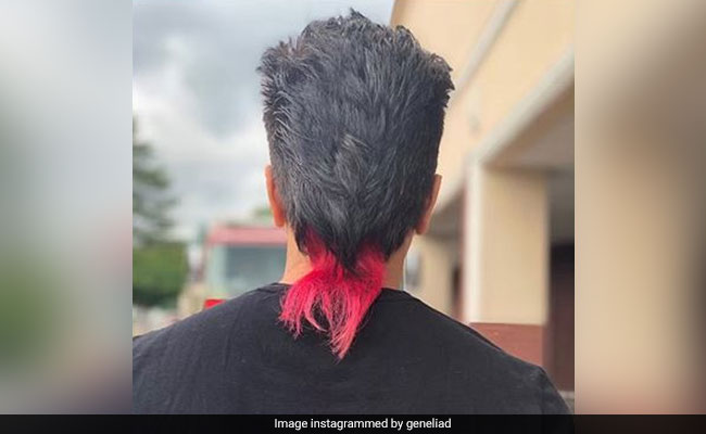 पत्नी को इंप्रेस करने के लिए रितेश देशमुख ने किया कुछ ऐसा, Photo शेयर कर सोशल मीडिया पर हो गए ट्रोल