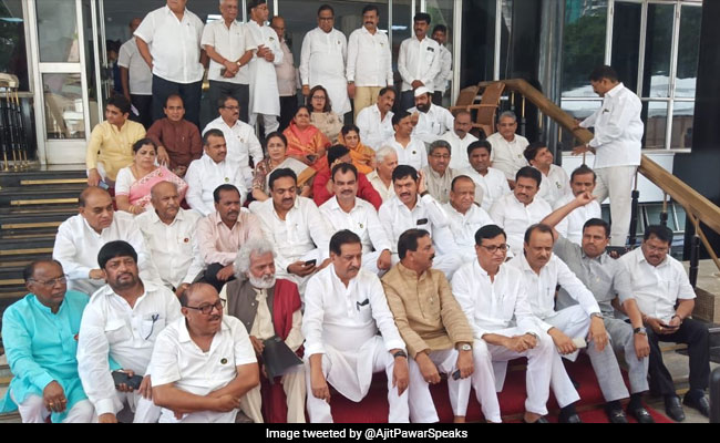 Opposition Leaders Stage Protest Demanding Complete Farm Loan Waiver