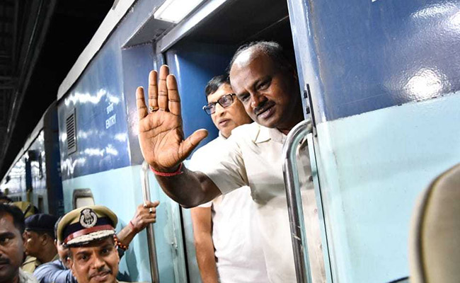 HD Kumaraswamy's Rural Outreach Begins With "Village Stays" Today
