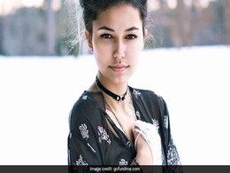 US Teen Loses Her Leg After Being Attacked By Shark While Swimming US Teen Loses Her Leg After Being Attacked By Shark While Swimming