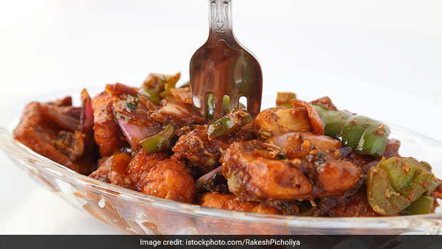 Hosting A Party This Weekend? This Delish Chilli Paneer Recipe Is Sure To Steal The Show (Video)